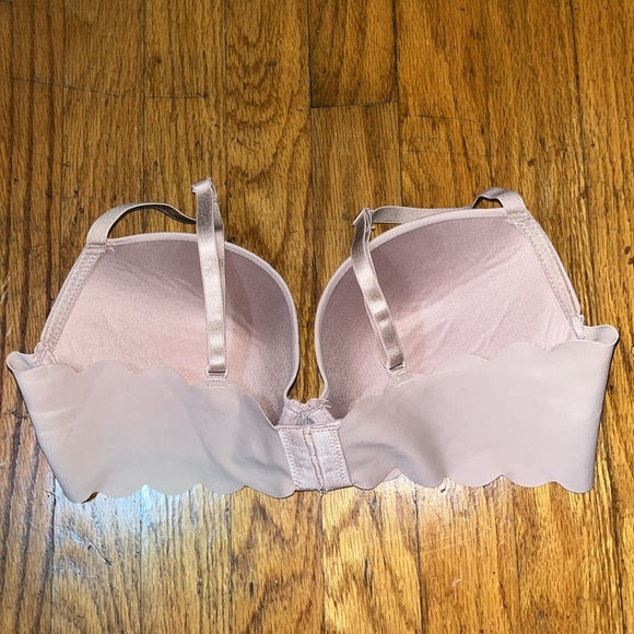 Felina Nude Scalloped Band Bra with Molded Cups and Underwire Lingerie Size 38C - Picture 5 of 9